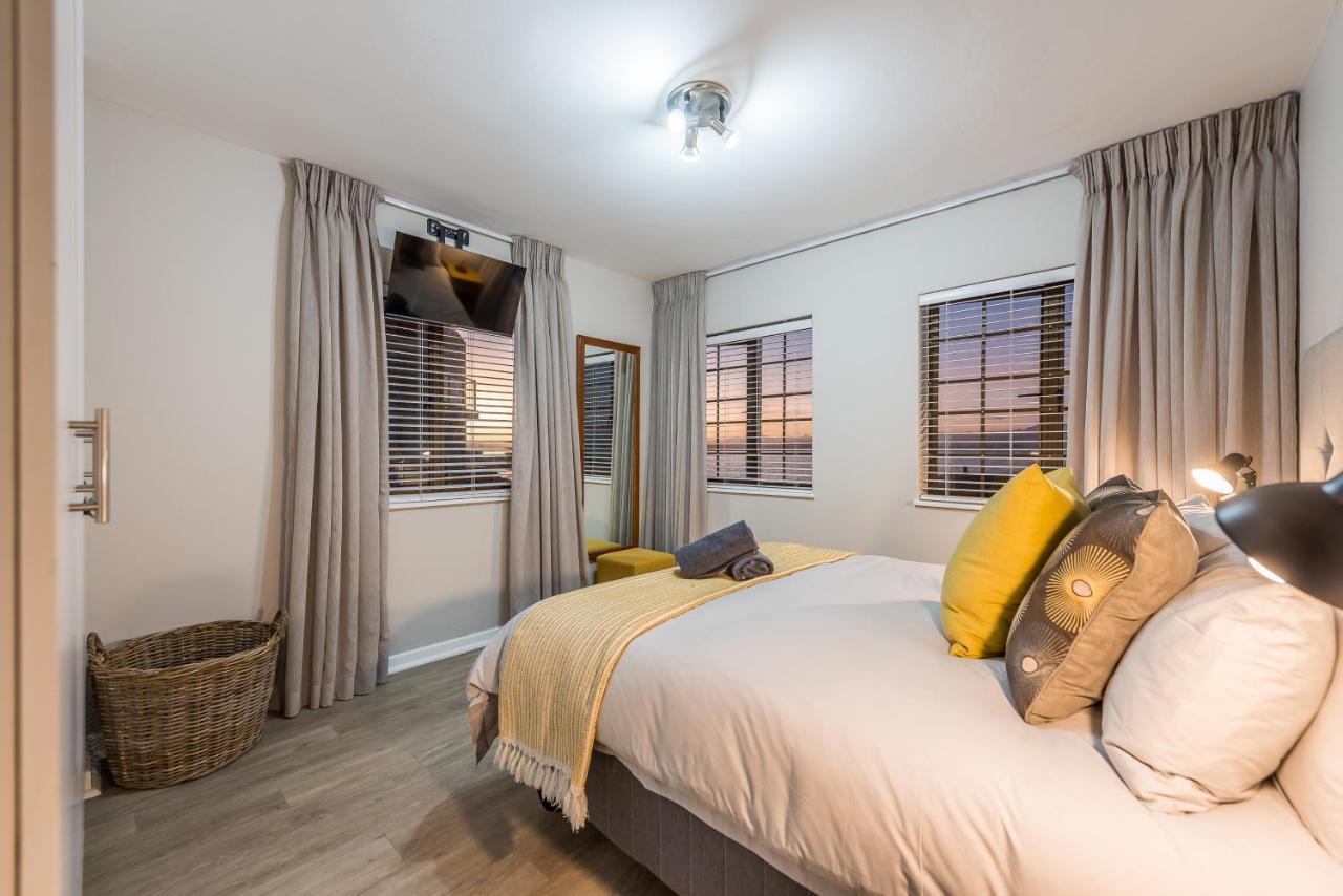 Beacon Wharf , George Hay 3 Apartment *